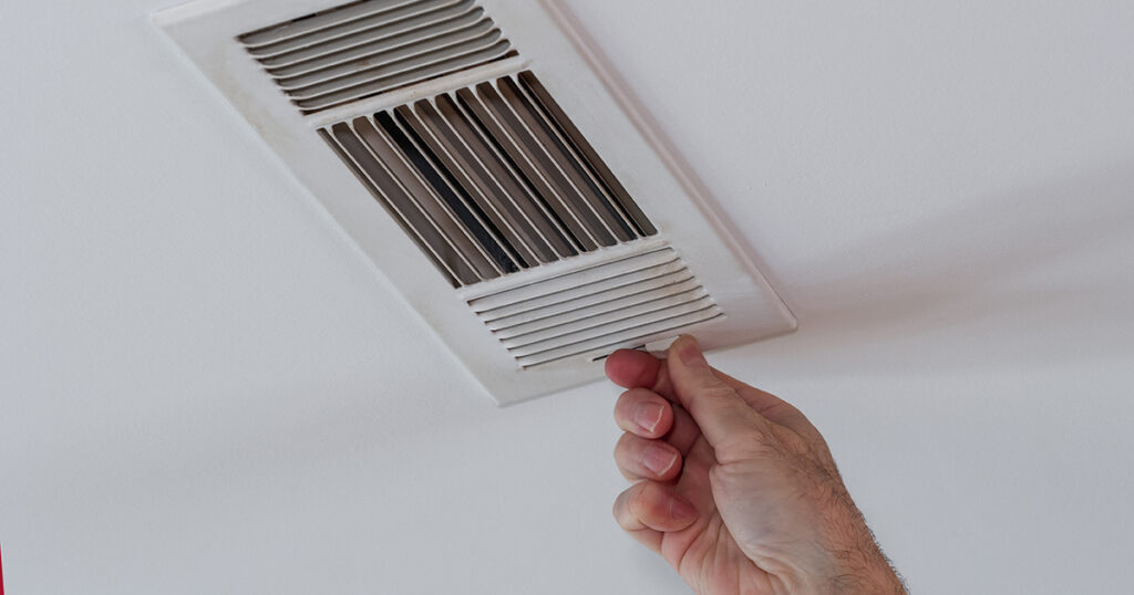 Is closing your vents a bad idea?